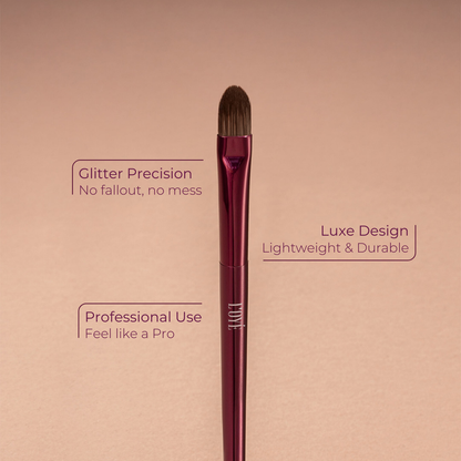 E02 Flat & Flawless Brush